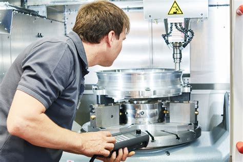 cnc manufacturing company in ahmedabad|Real Tech Engineering – Manufacturer of CNC Machines.